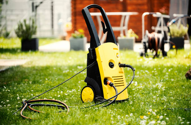 Best Gas Station Cleaning  in Copiague, NY